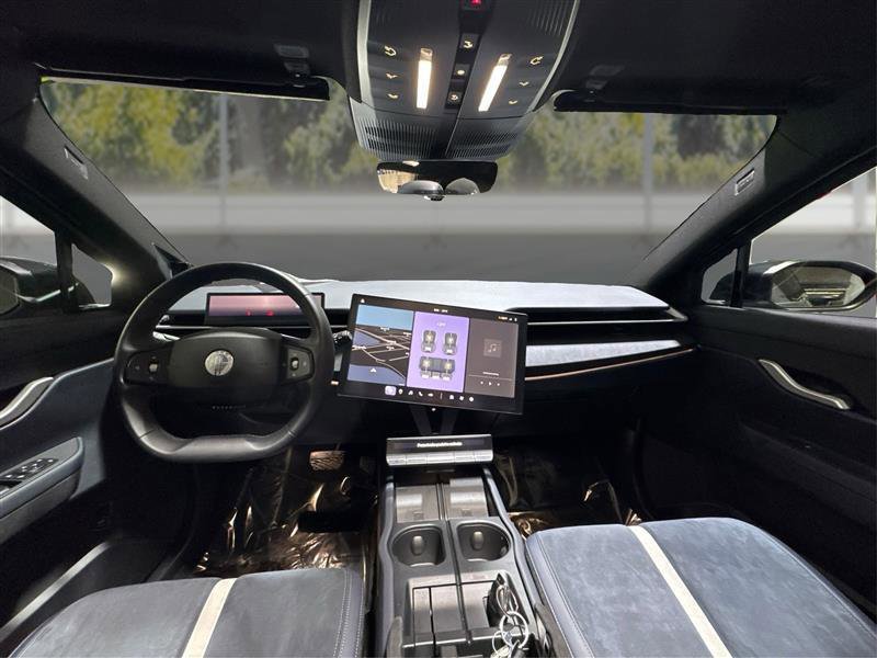 Used 2023 Fisker Ocean One image 22