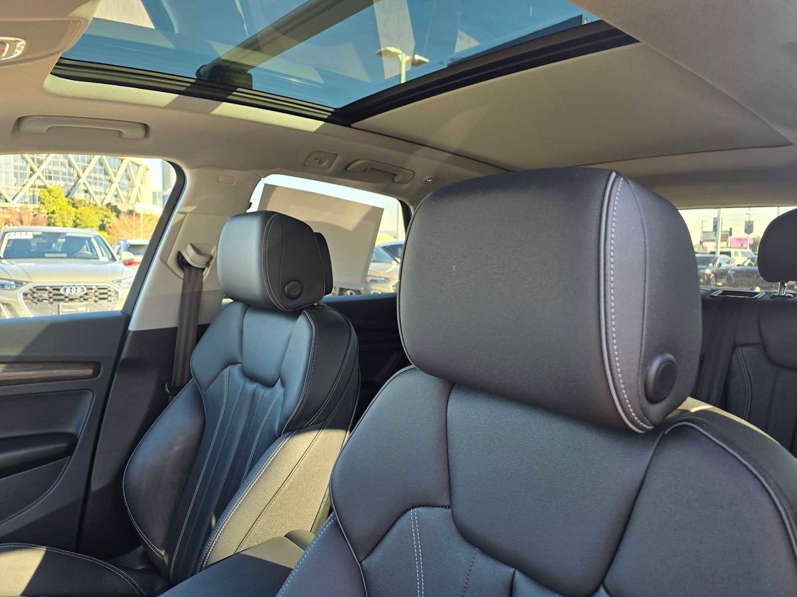 Certified 2025 Audi Q5 2.0T Premium image 23