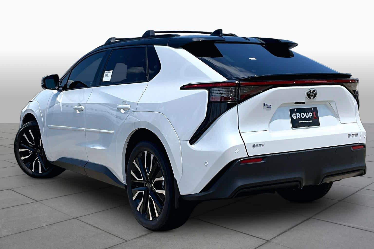 New 2026 Toyota bZ FWD image 7