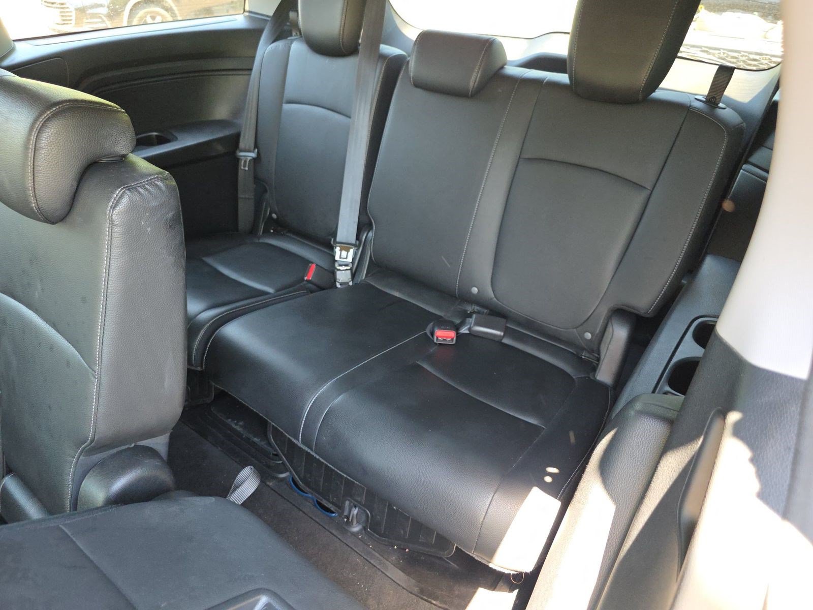 Used 2023 Honda Odyssey EX-L image 16
