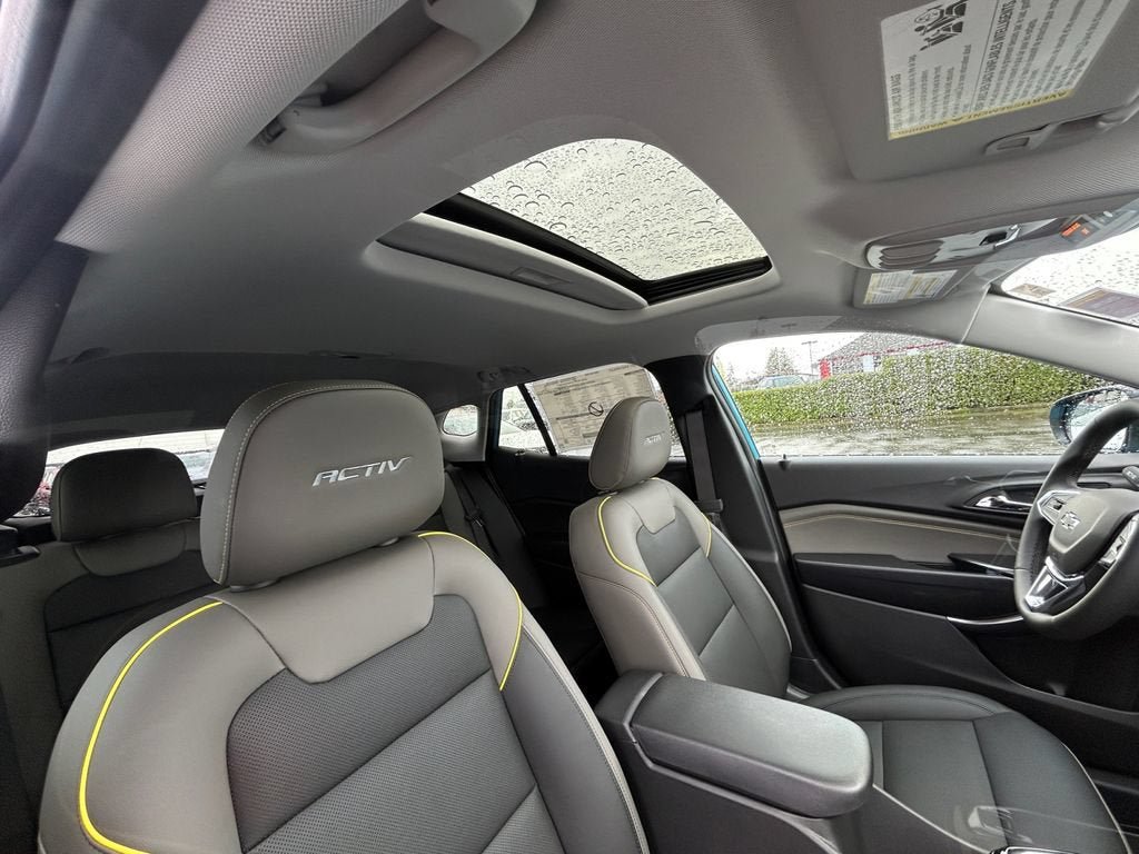 New 2026 Chevrolet Trax ACTIV w/ Sunroof Package FWD image 27