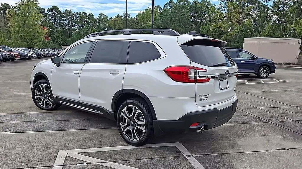 New 2025 Subaru Ascent Limited image 6