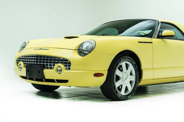 Used 2002 Ford Thunderbird RWD image 10