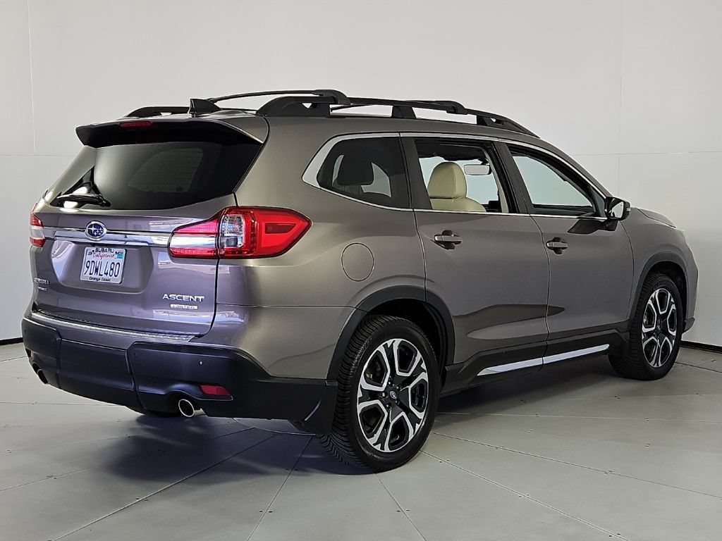 Used 2021 Subaru Ascent Limited w/ Technology Package AWD/4WD image 7