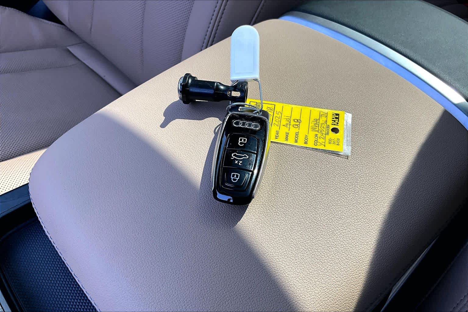 Used 2025 Audi Q8 Premium Plus AWD/4WD image 15