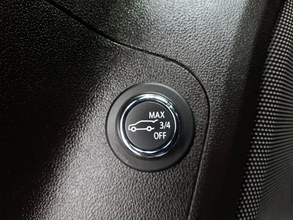 Certified 2023 GMC Acadia SLE w/ Driver Convenience Package image 19