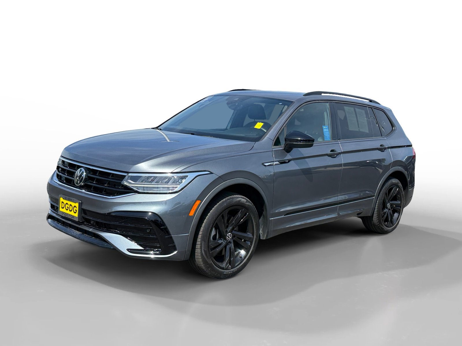 Certified 2023 Volkswagen Tiguan SE R-Line