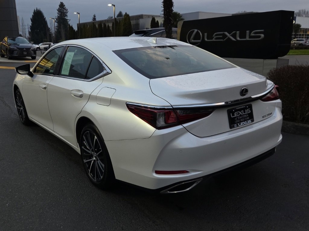 Certified 2024 Lexus ES 350 w/ Premium Package image 3