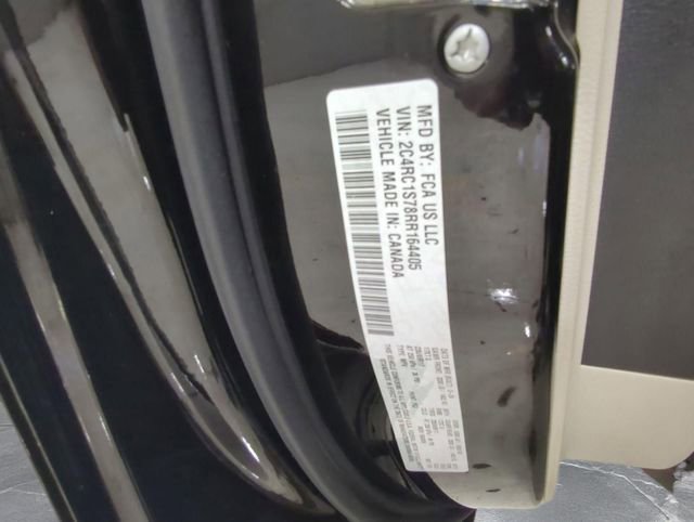 Used 2024 Chrysler Pacifica Select image 31