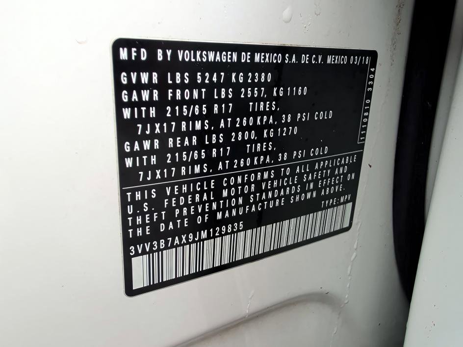 Used 2018 Volkswagen Tiguan SE image 32