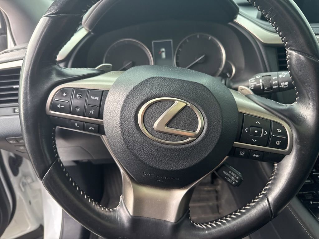 Used 2021 Lexus RX 350L Premium w/ Premium Package image 12