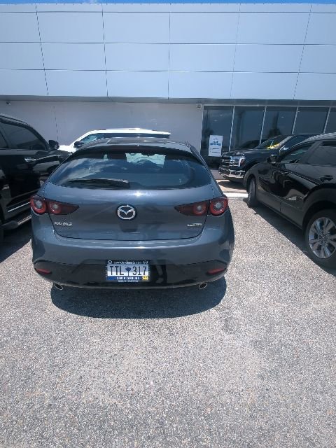 Used 2022 MAZDA MAZDA3 s FWD image 4