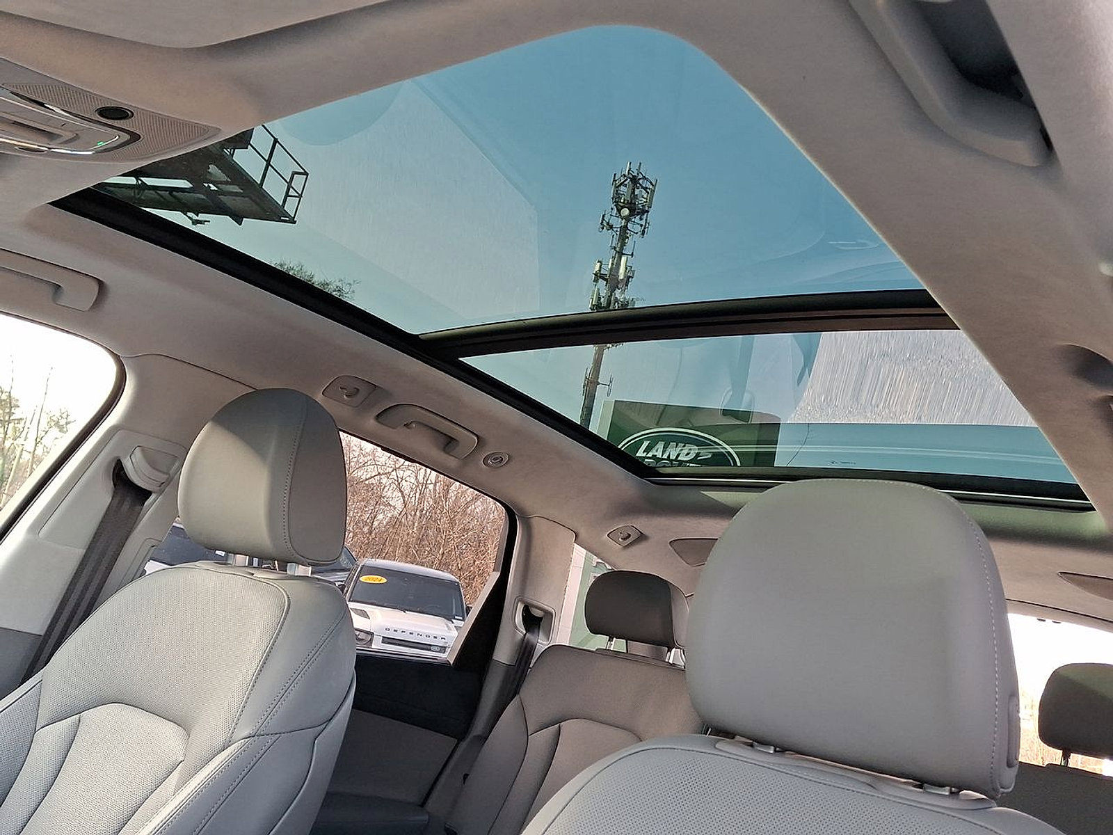 Used 2024 Audi Q7 3.0T Prestige image 28