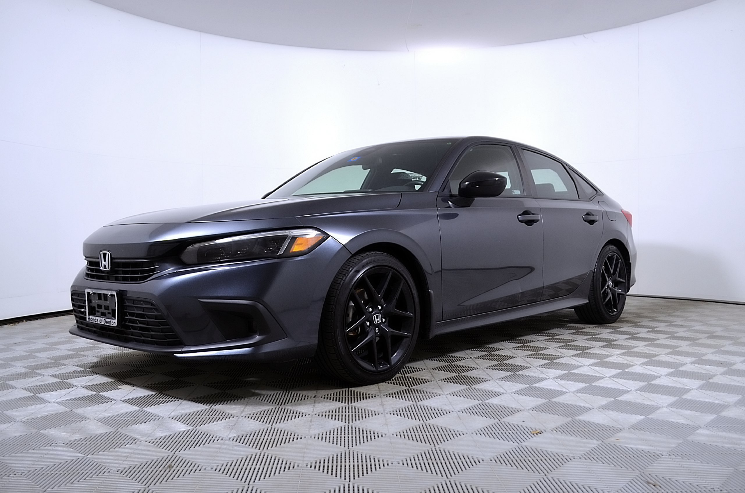 Used 2024 Honda Civic Sport image 2