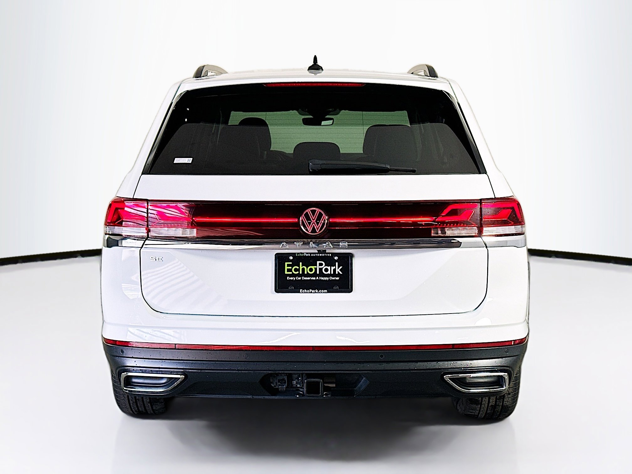 Used 2025 Volkswagen Atlas SE image 7