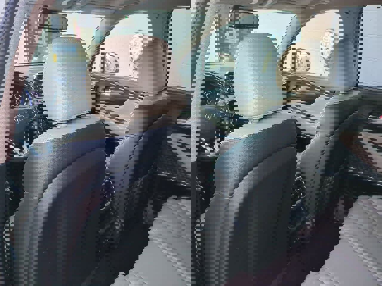 Used 2019 Hyundai Santa Fe Limited image 17