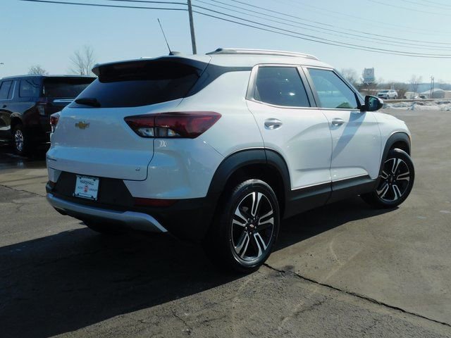 Used 2024 Chevrolet TrailBlazer LT w/ LT Cold Weather Package image 7