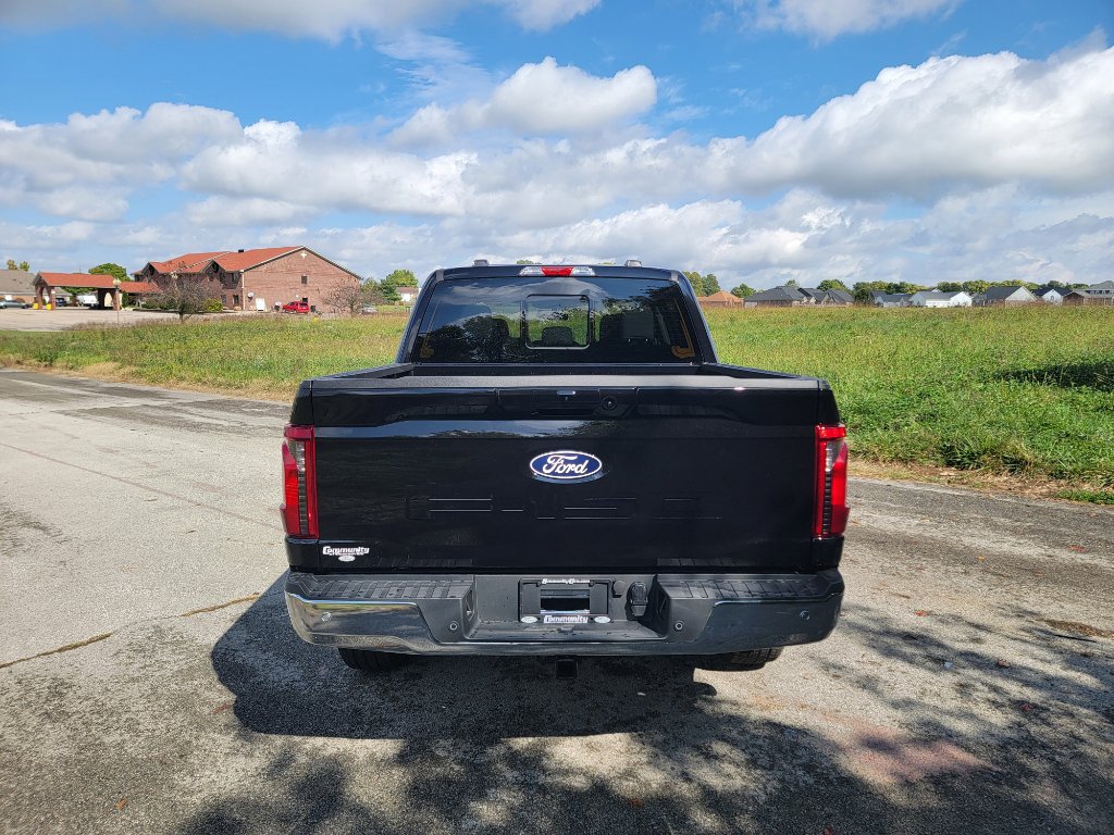 New 2025 Ford F150 XLT image 11