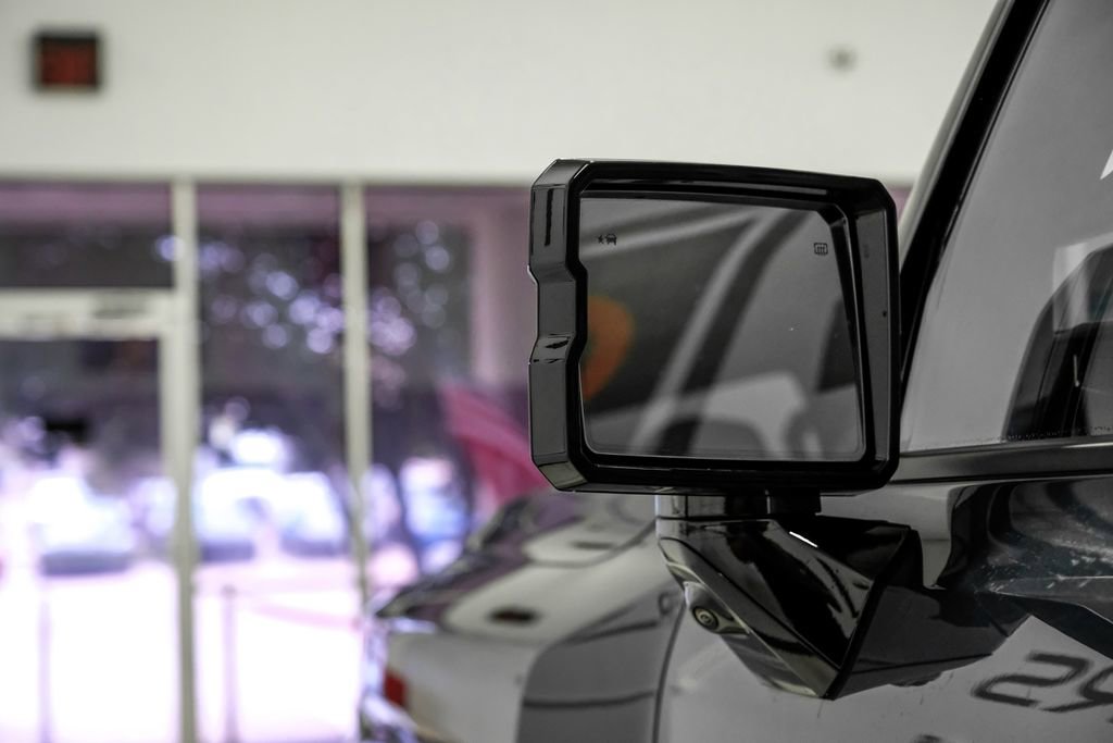 Used 2025 GMC Hummer EV 3X AWD/4WD image 42