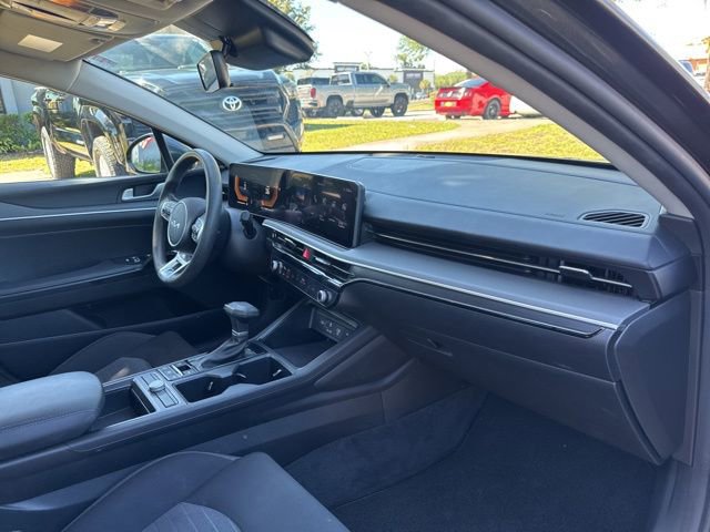 Used 2025 Kia K5 LXS image 10