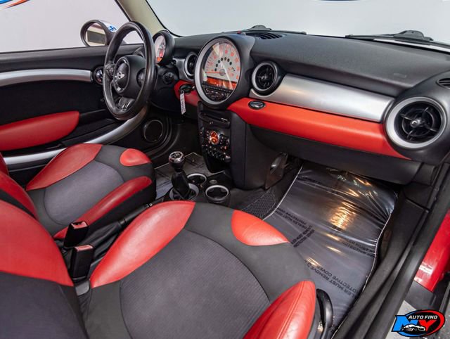 Used 2011 MINI Cooper S image 23
