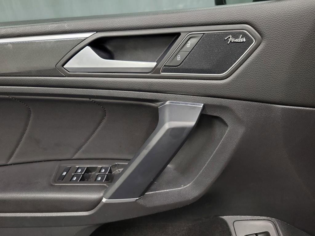 Used 2020 Volkswagen Tiguan SEL Premium R-Line AWD/4WD image 22