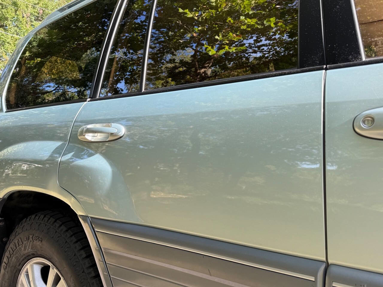 Used 2003 Lexus LX 470 4WD image 25