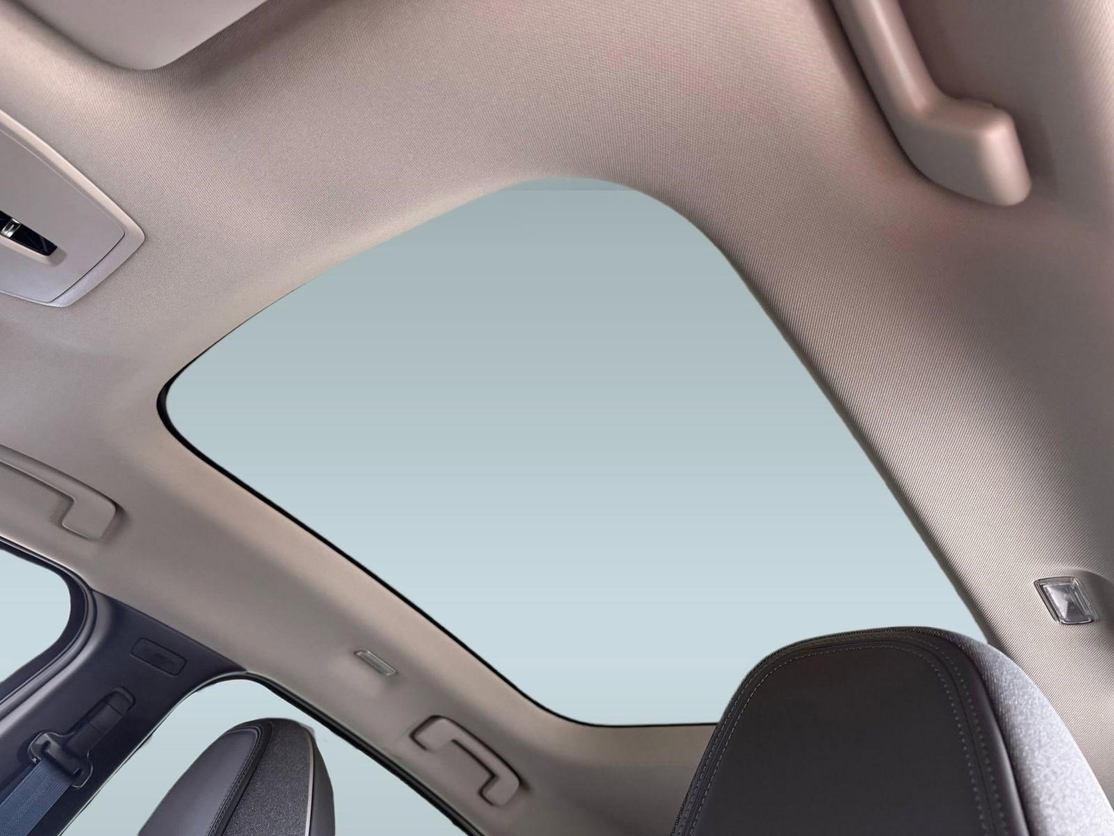 New 2026 Nissan Leaf Platinum+ FWD image 15