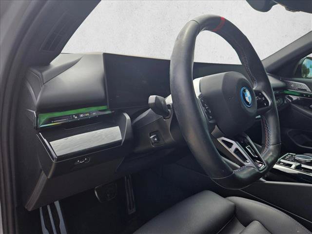Used 2024 BMW i5 M60 w/ Premium Package AWD/4WD image 9