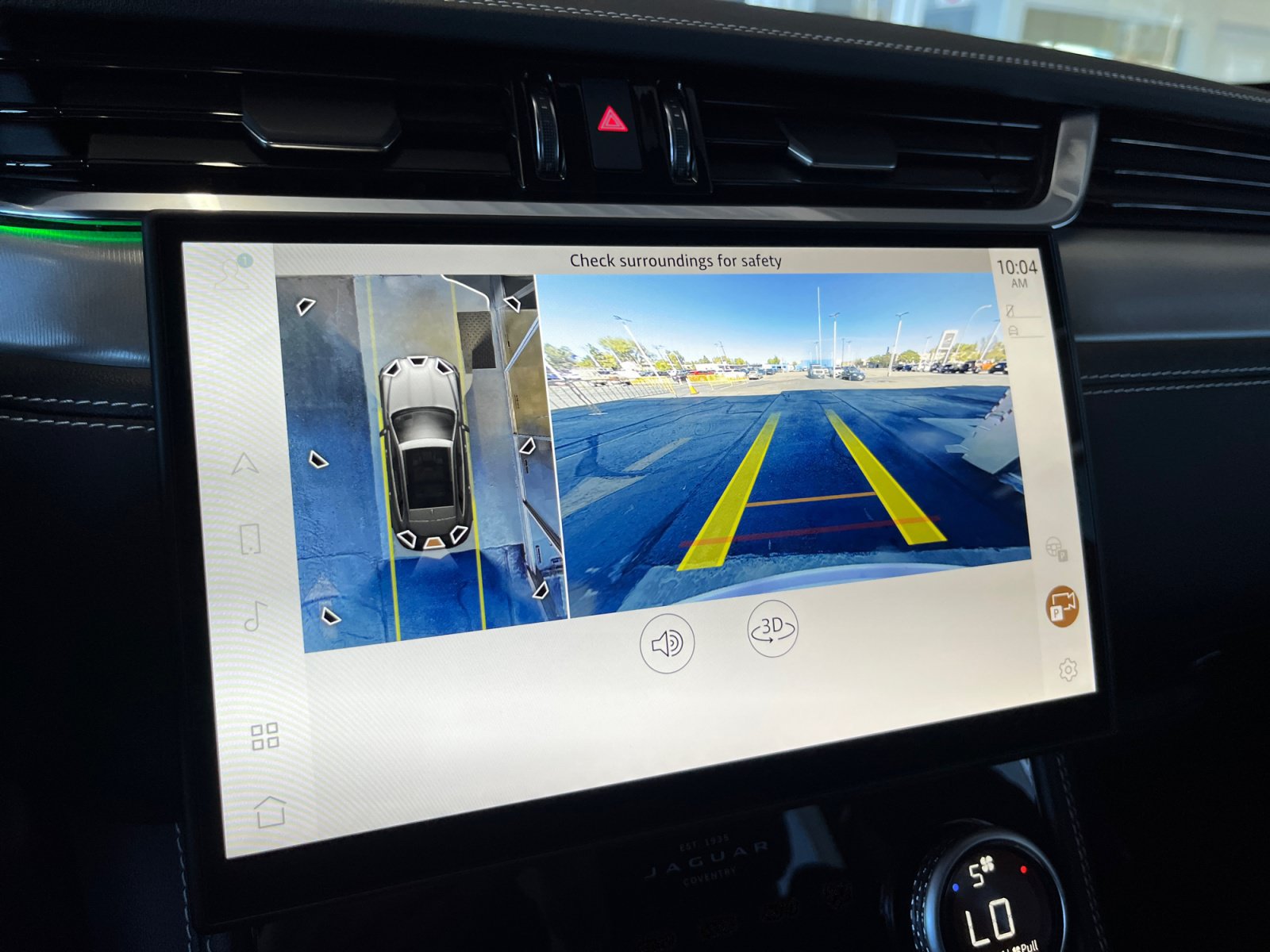 Certified 2026 Jaguar F-PACE R-Dynamic S AWD/4WD image 27