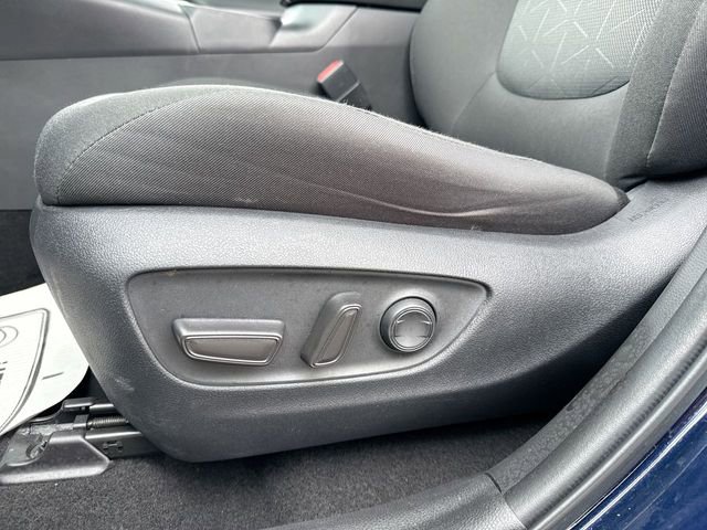 Used 2023 Toyota RAV4 XLE w/ Convenience Package image 12