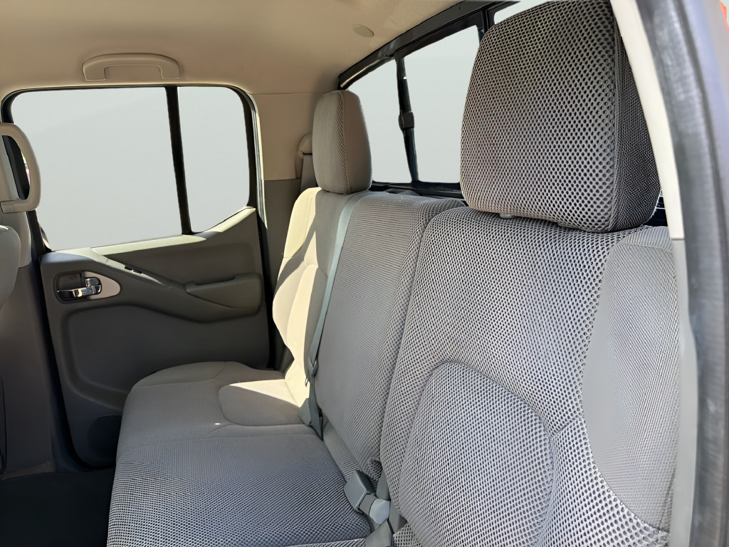Used 2017 Nissan Frontier SV AWD/4WD image 33