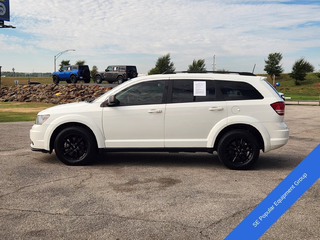 Used 2020 Dodge Journey SE w/ SE Popular Equipment Group FWD image 4