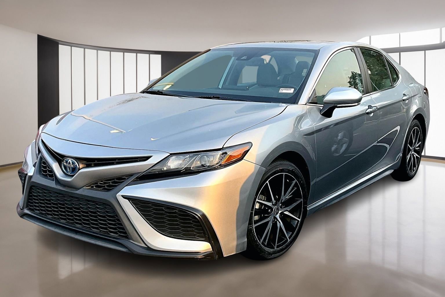 Used 2023 Toyota Camry SE w/ Audio Upgrade Package image 3