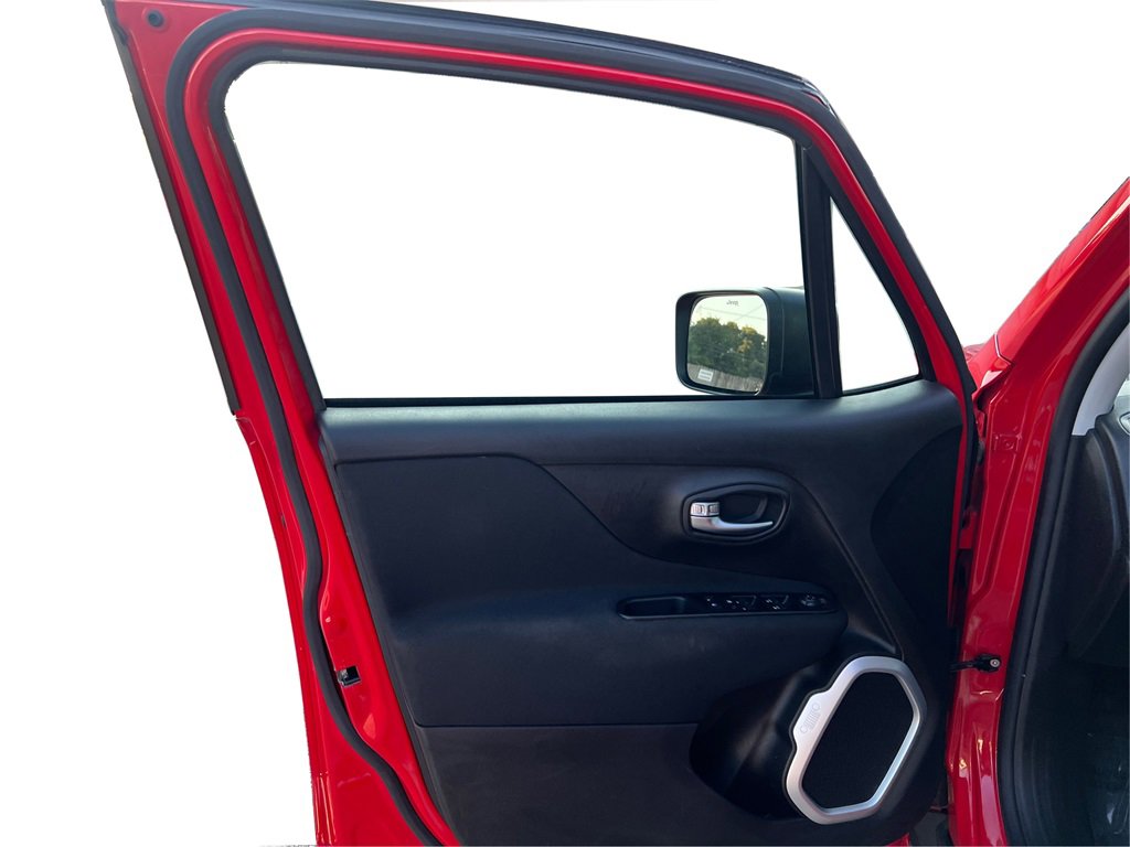 Used 2021 Jeep Renegade Sport image 19