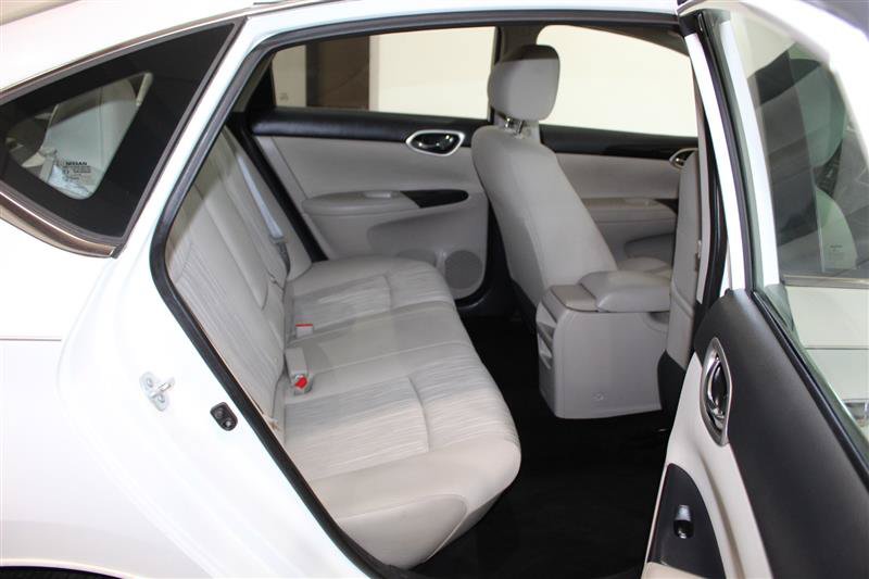 Used 2016 Nissan Sentra SV w/ Driver's Assist Package FWD image 30