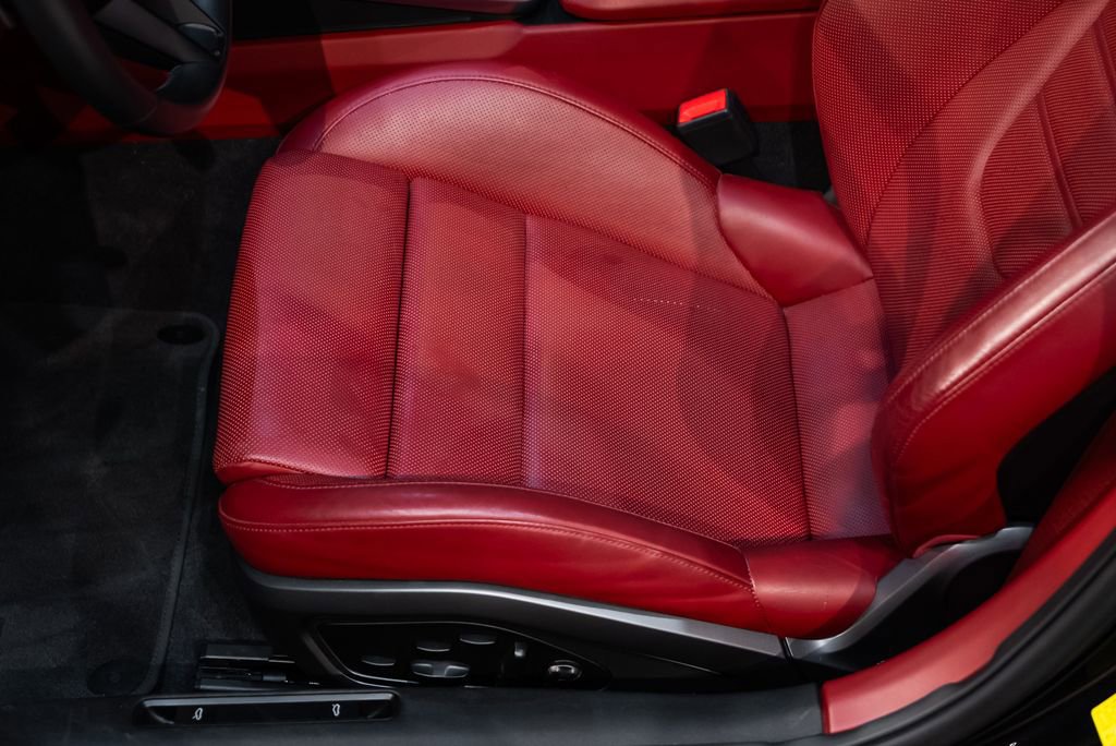 Used 2021 Porsche 911 Turbo S AWD/4WD image 35