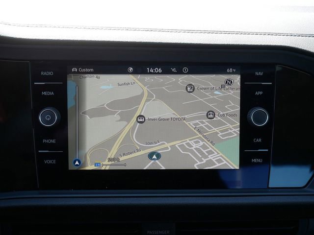 Certified 2022 Volkswagen Jetta SEL image 34