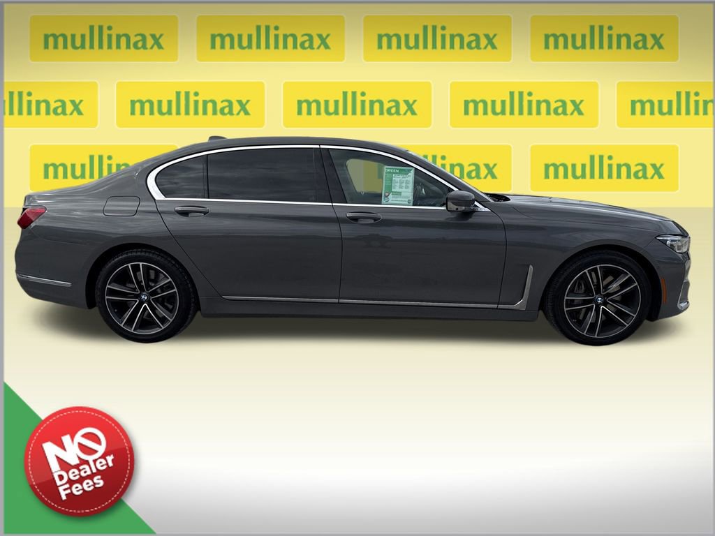 Used 2021 BMW 750i xDrive w/ Executive Package image 2