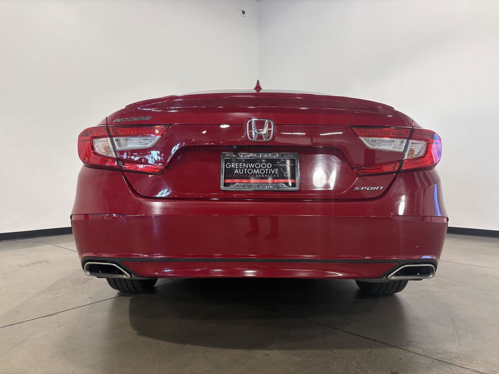Used 2018 Honda Accord Sport image 4