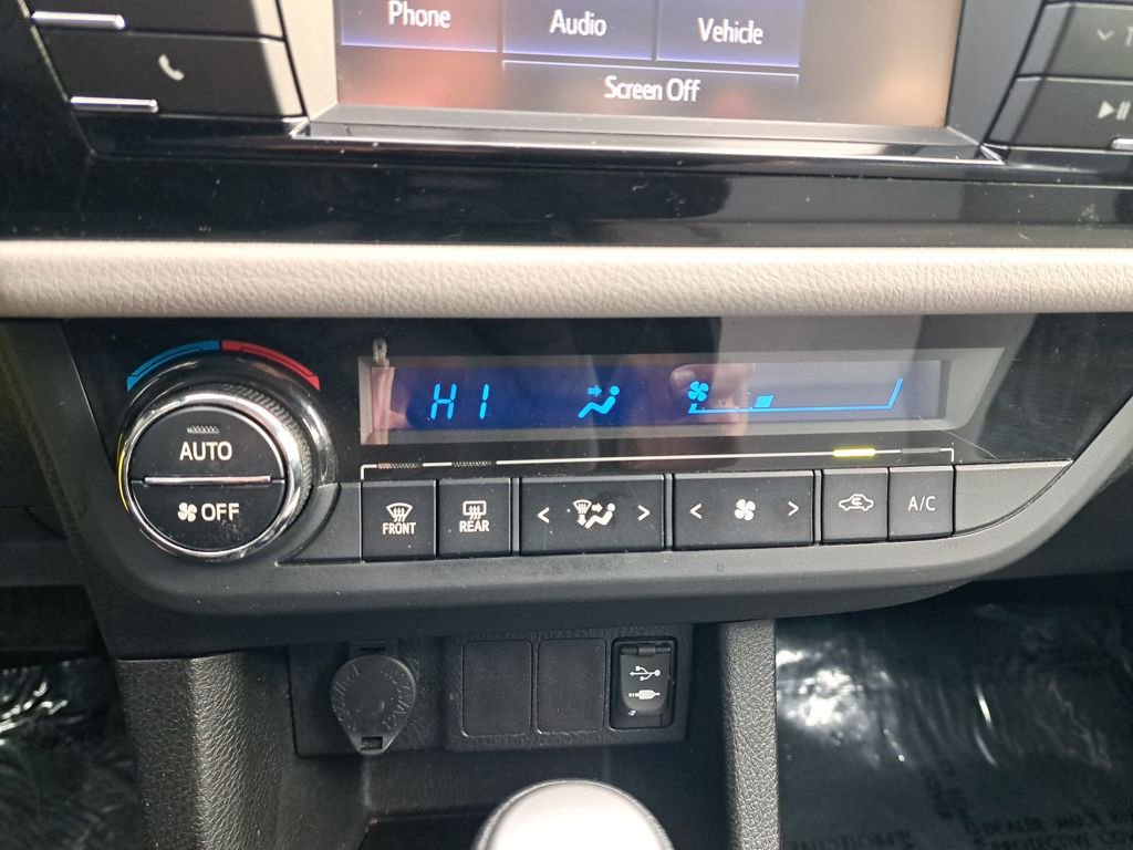 Used 2015 Toyota Corolla LE image 22