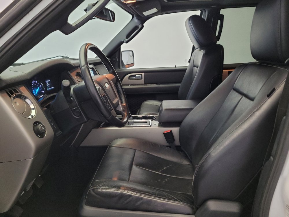 Used 2016 Ford Expedition Limited RWD image 17