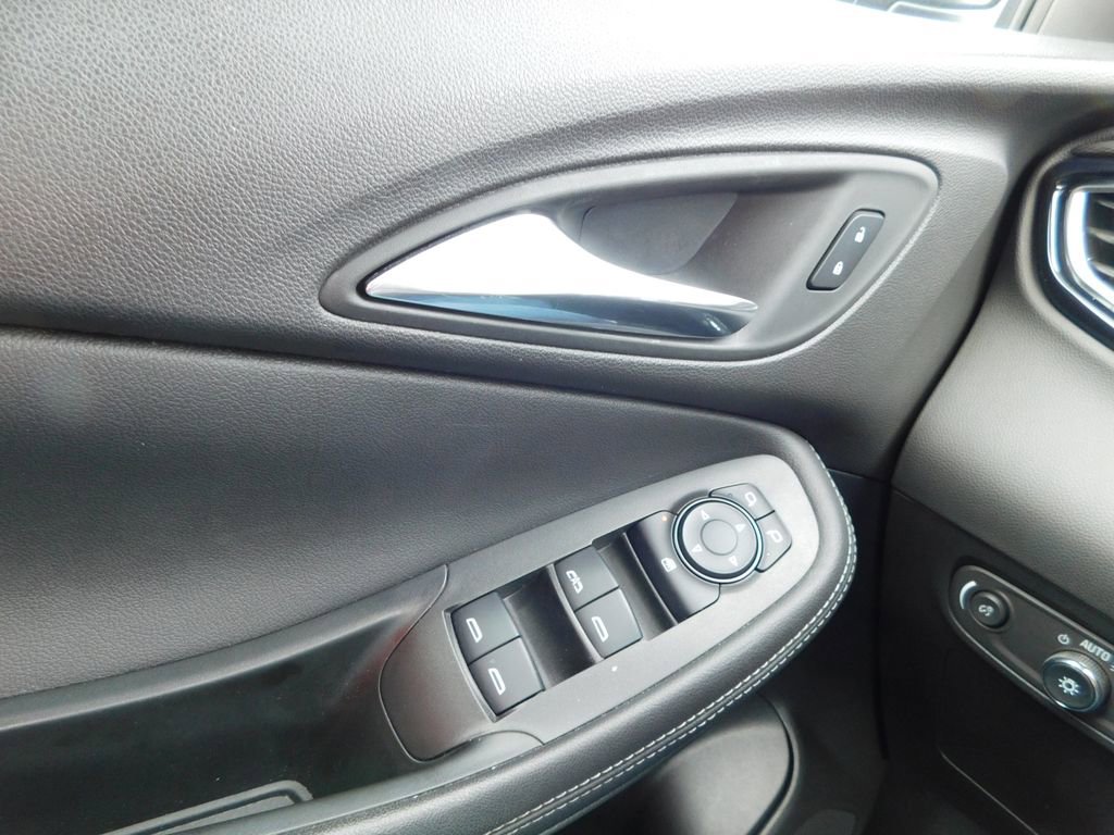 Used 2023 Buick Encore GX Preferred w/ Cold Weather Comfort Package image 26