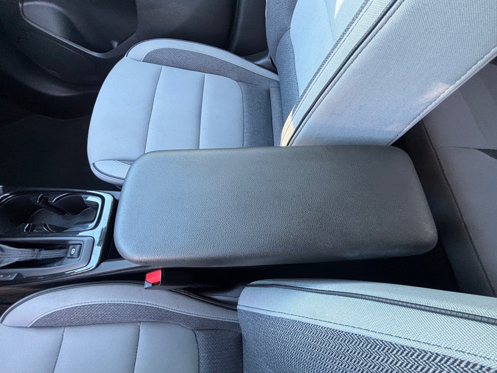 Used 2025 Chevrolet TrailBlazer LT FWD image 17
