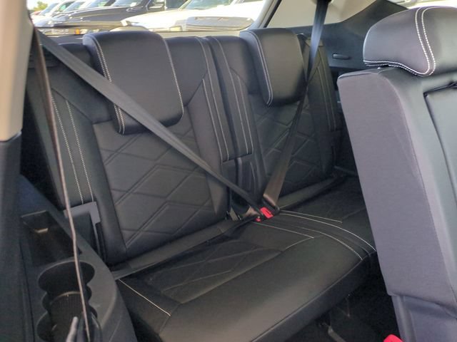 Used 2026 Volkswagen Atlas SE FWD image 32