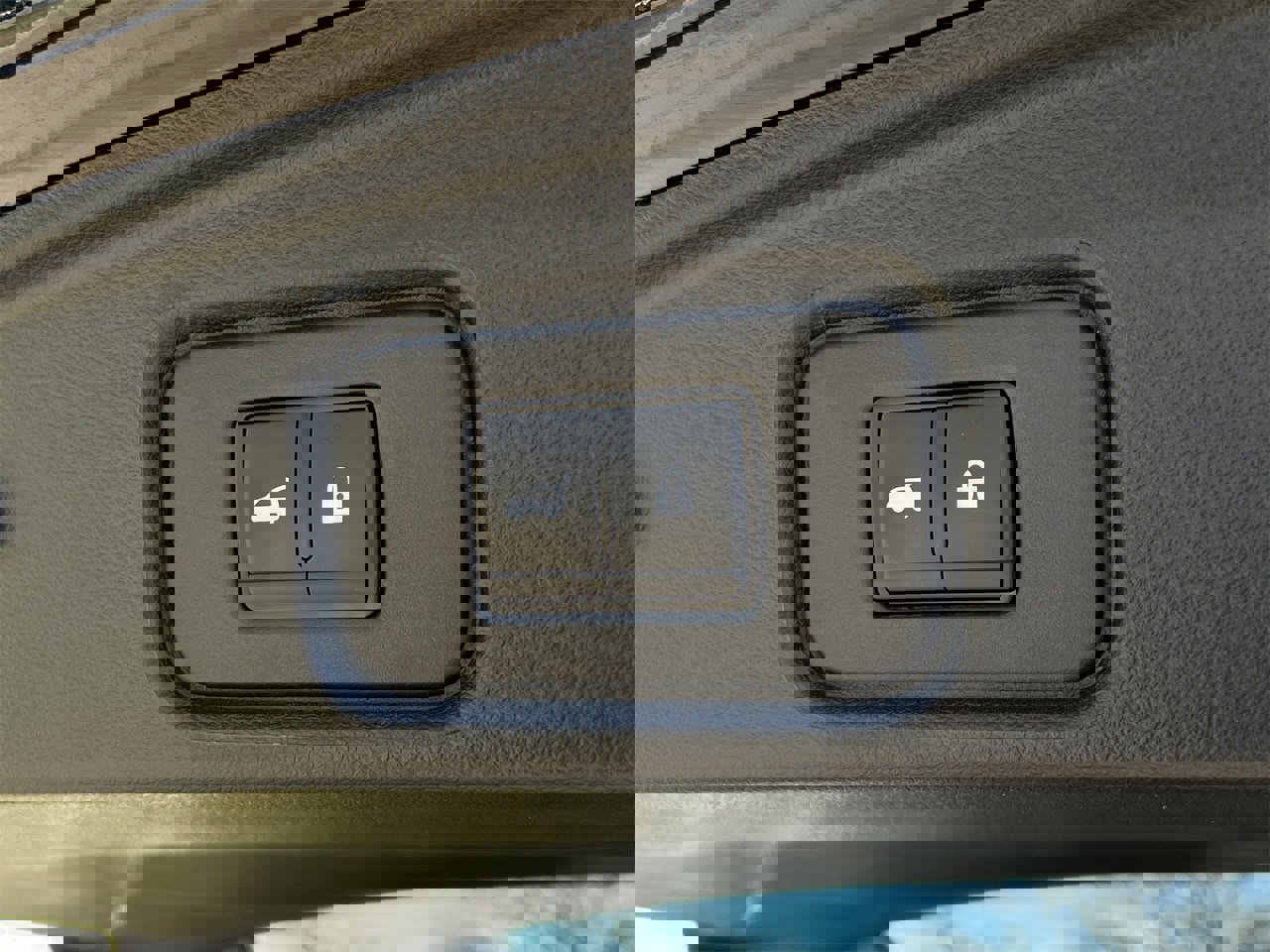 Certified 2023 Nissan Pathfinder Platinum image 30