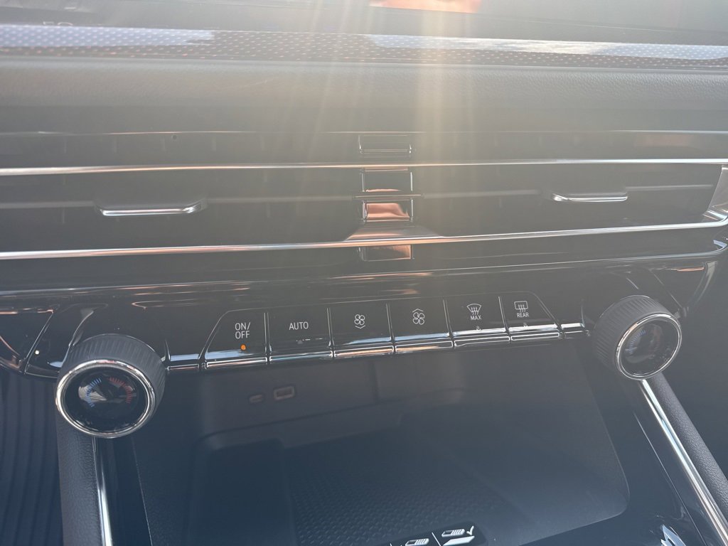 New 2026 Chevrolet Traverse RS image 27