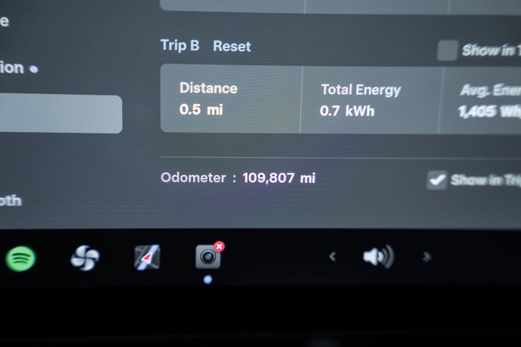 Used 2020 Tesla Model Y Performance image 46