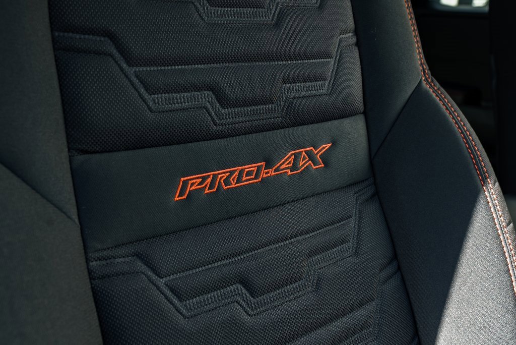 New 2026 Nissan Frontier PRO-4X w/ Pro-4x Convenience Package image 32