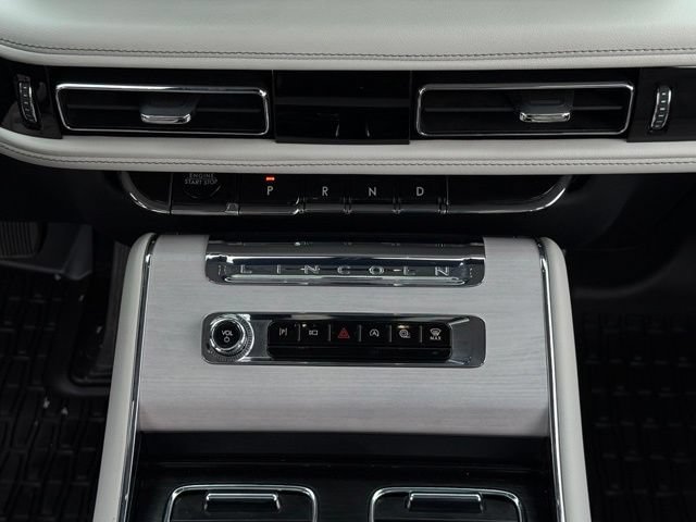 Used 2025 Lincoln Aviator Reserve w/ Jet Appearance Package AWD/4WD image 28